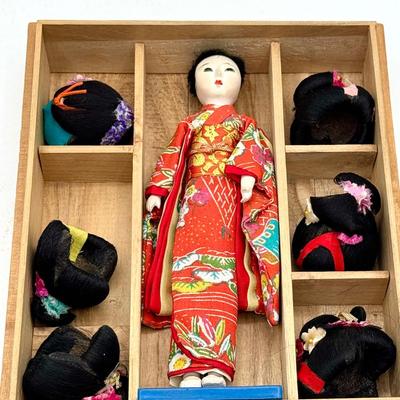 Katsuraningyo Japanese Doll Six Wigs Toy Wood Box