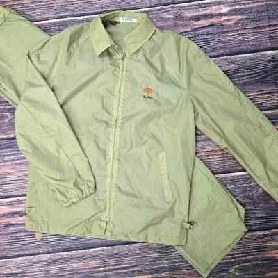 Oak Tree "IZOD" Windbreaker Set! Perfect for a Rain Shower on the Course!