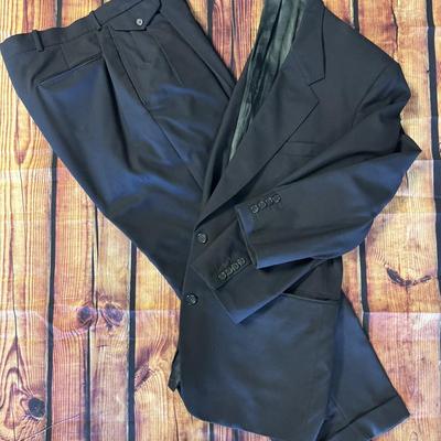 Men’s “Hans Herman’s” Suit Set 