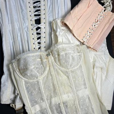 Vintage Corsets - Warners Merry Widow & More 