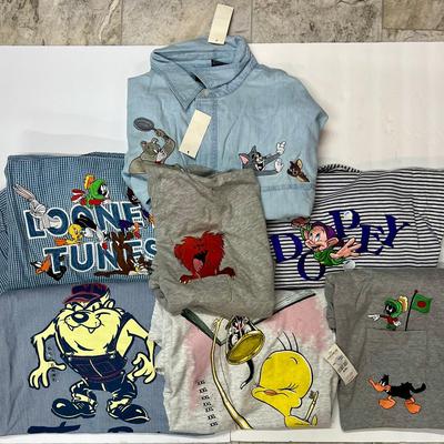NWT Warner Brothers Looney Tunes & Disney T-shirts - XL-XXL