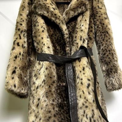 Vintage Calcutta Faux Fur Leopard Print Coat - Size Womens S/M
