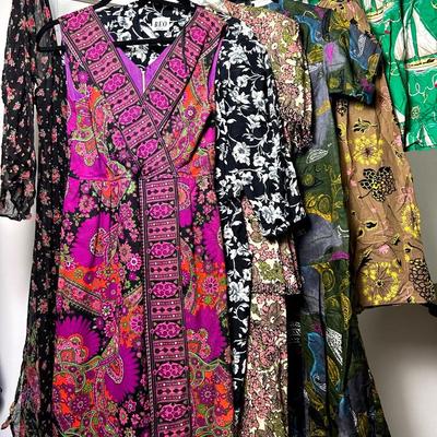 Vintage Nature Printed Dresses & More - Jane Ashley, REO, Bila & More (S-M)