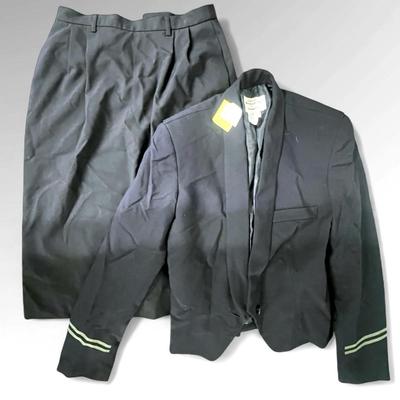 Vintage United Airlines Women’s Uniform - S/M