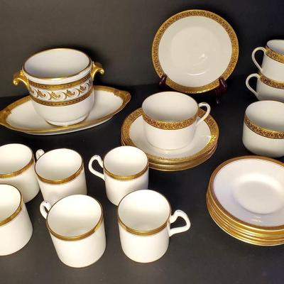 Richard Ginori Pittoria Cachepot Plus Haviland, Coalport & Ahrenfeldt Gold Rimmed China