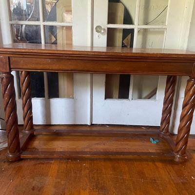 Wooden Console Table with Twisted Legs