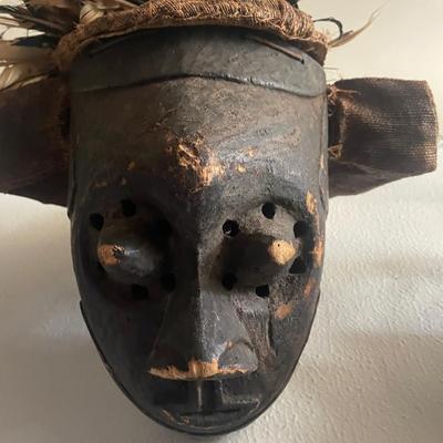 Bakuba Mask with Raffia and Feather Adornments – Congo