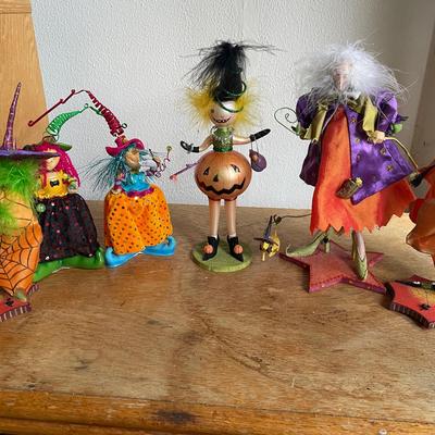 6 Halloween-Themed Figurines on Stands