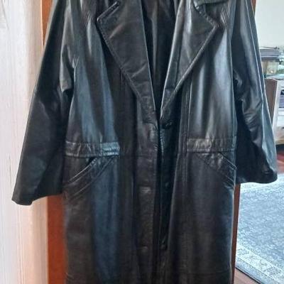 Vintage Global Identity G-III Leather Jacket, Size Medium