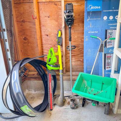 Yard Tools Fun Bunch