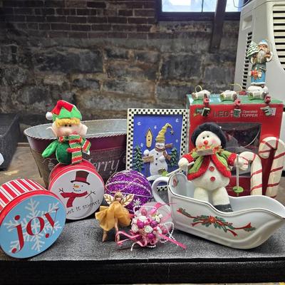 Christmas Decor Mystery Lot
