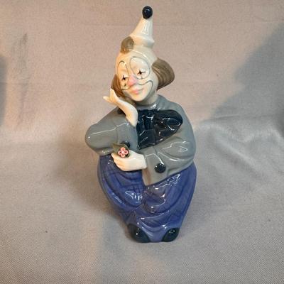 Whimsical Vintage Porcelain Clown Figurine – Made in Spain by De Cuenca