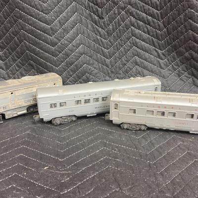 Lionel 2023 Union Pacific Diesel Locomotive , Lionel 2421 Maplewood Pullman passenger car,