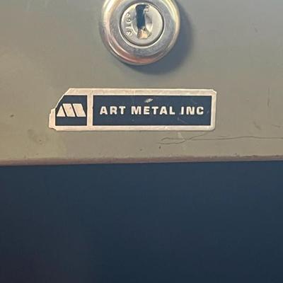 Sale Photo Thumbnail #403