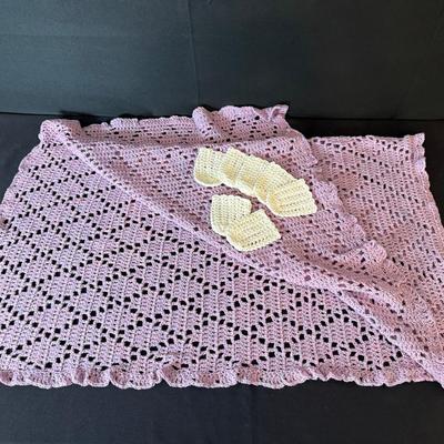 Handmade Crochet Blanket & Baby Mittens 