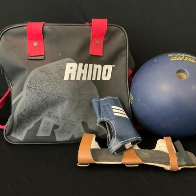 Brunswick Bowling Ball & Bag