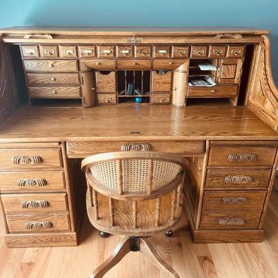 Royola Rolldown Desk