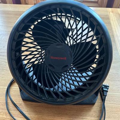 Small Table Fan