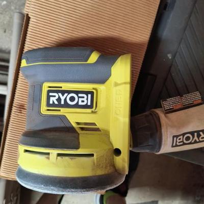 Ryobi Random Orbit Sander
