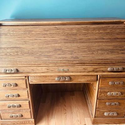 Royola Rolldown Desk