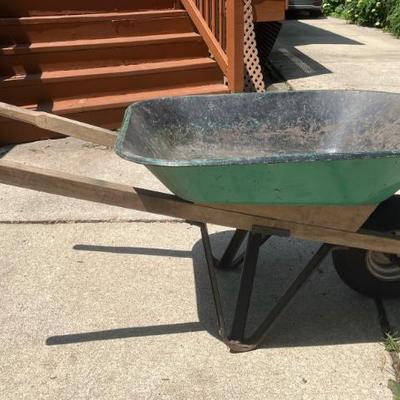 Wheelbarrel