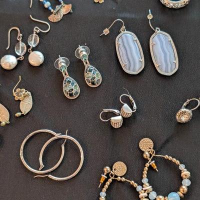 Sale Photo Thumbnail #152