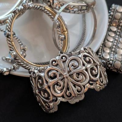 Sale Photo Thumbnail #127