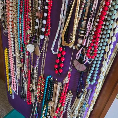 Sale Photo Thumbnail #238