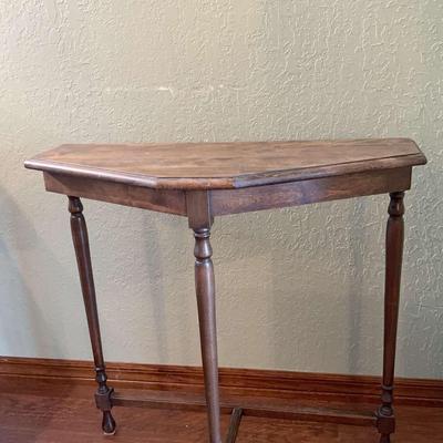 Vintage Wood table 30x30x12
