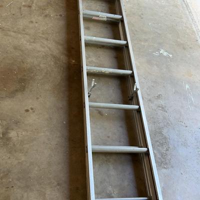 8ft Extension Ladder, 200lb duty rating
