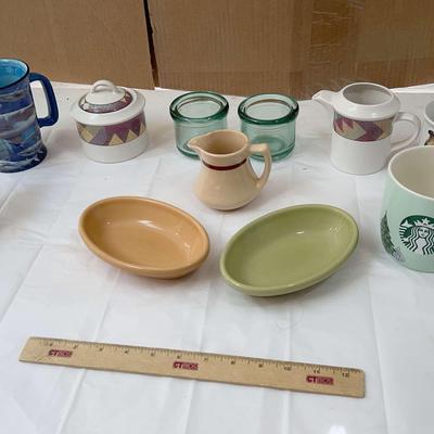 Kitchen : Coffee Mugs - 3D Dog, 3D Shark, & Starbucks++