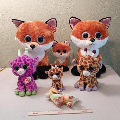 TY Beanie Babies/Plushies- 3 Foxes, 3 Giraffes, Rabbit