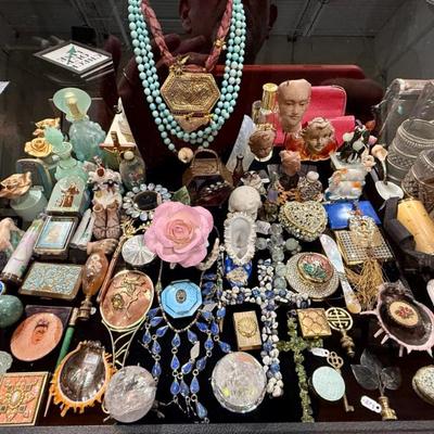 Sale Photo Thumbnail #327
