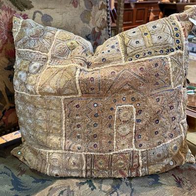 Sale Photo Thumbnail #586