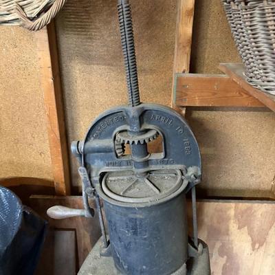 Estate sale photo