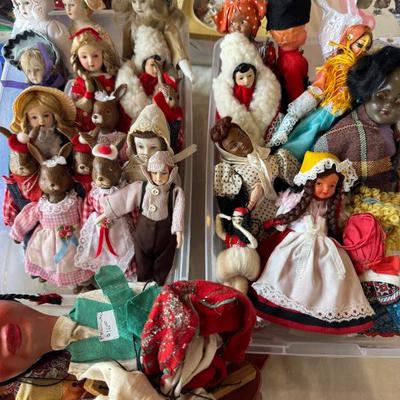 Sale Photo Thumbnail #28: Vintage Dolls