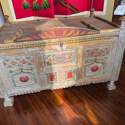 Sale Photo Thumbnail #12: Exceptional Antique Trunk