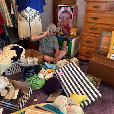 Estate sale photo