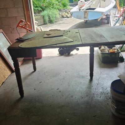 One of a 3 nice tables.