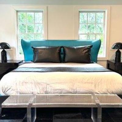Poltrana Frau Mamy King bed by Roberto Lazzeroni
