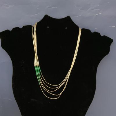 Native American Style Sterling And Malachite Liquid Silver Necklace 