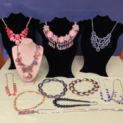 Costume Jewelry Statement And Collar Necklaces