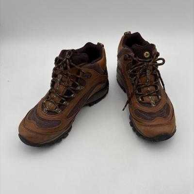 Summer Hiking in Style - Merrill Boots - Appear New