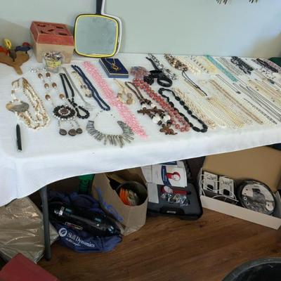 Sale Photo Thumbnail #36