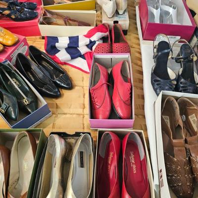 Sale Photo Thumbnail #322