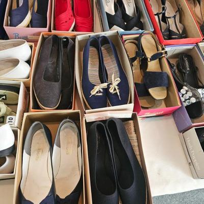 Sale Photo Thumbnail #326