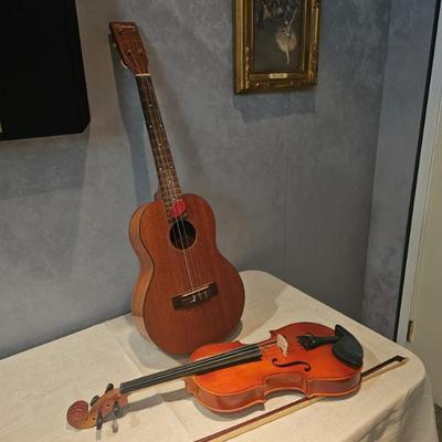 Sale Photo Thumbnail #15: ukulele and violin