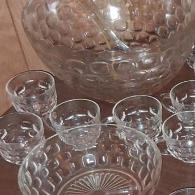 Sale Photo Thumbnail #96: Entertainment Set, Punch bowl, ladel, cups & chip bowl