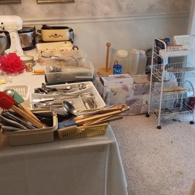 Utensils, Tupperware, Garden Art