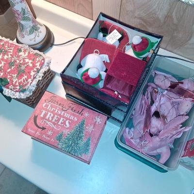 Sale Photo Thumbnail #88: Ornaments Vintage to Now 